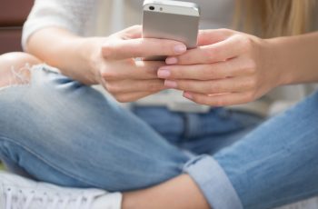 SMS Trackers for iPhone and Android