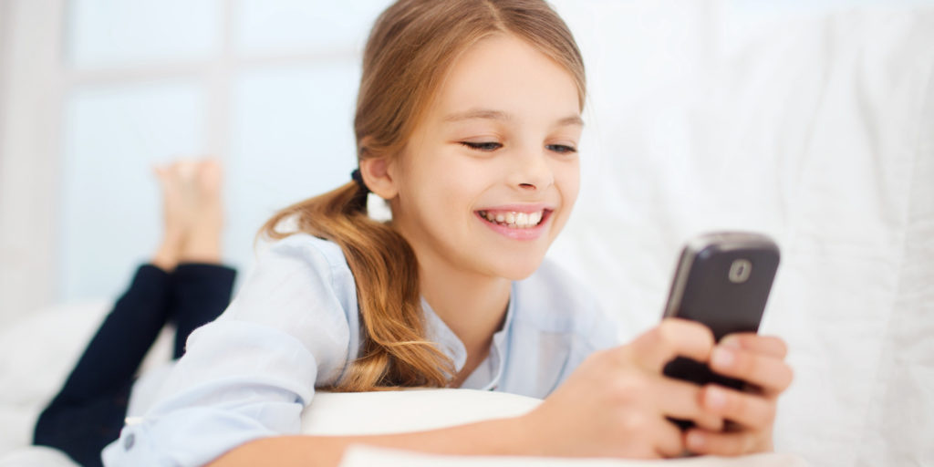 how-to-monitor-kids-phone-and-view-his-text-messages