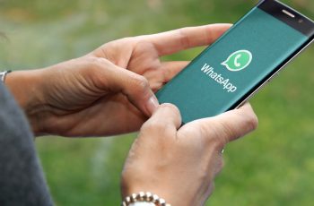 How to Read WhatsApp Messages Without the Sender Knowing